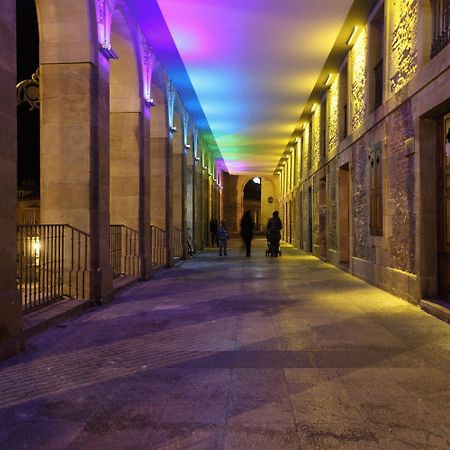 La Casa De Los Arquillos Vitoria-Gasteiz Luaran gambar